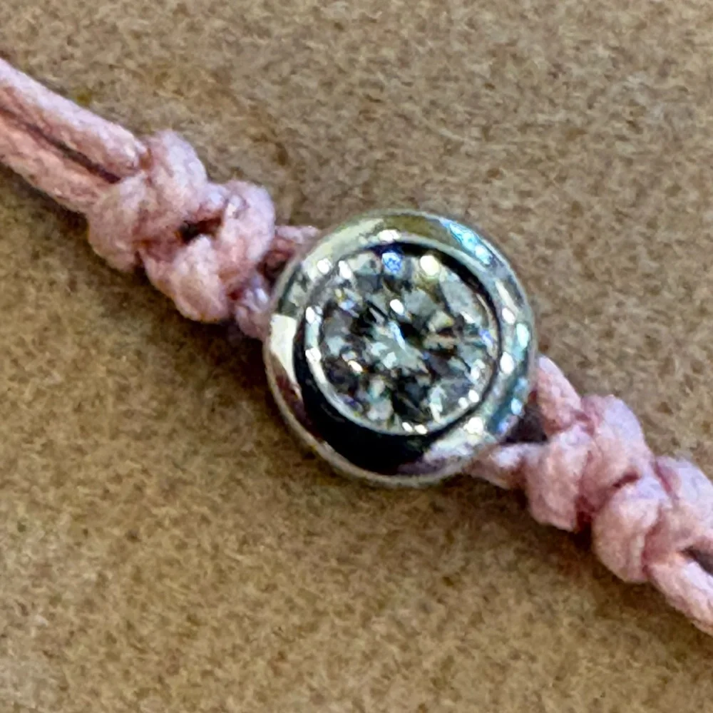 Magal String of Love Diamond Pink Knotted Bracelet New - Picture 2 of 9